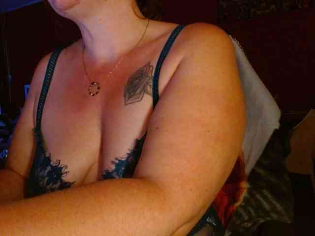 Petitoiseaucoquine webcam