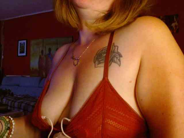 Modèle: Petitoiseaucoquine