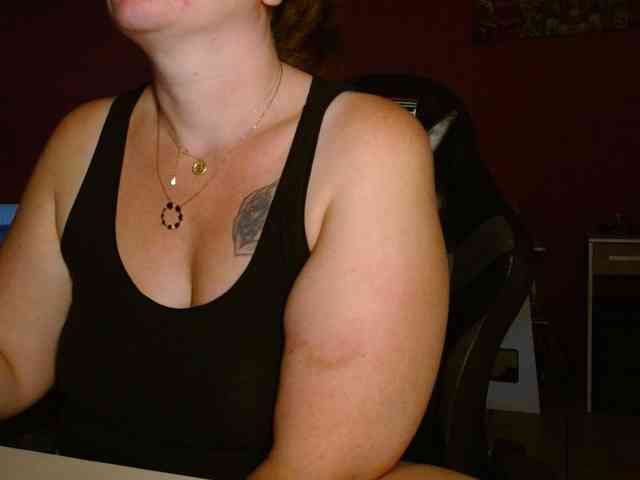 Petitoiseaucoquine webcam
