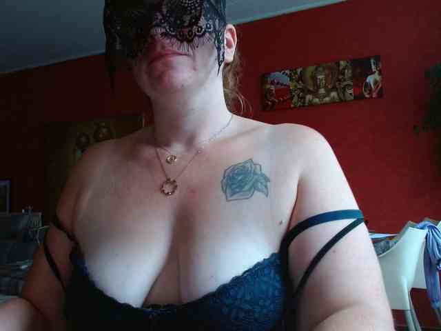 Modèle: Petitoiseaucoquine