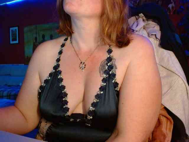 Petitoiseaucoquine webcam