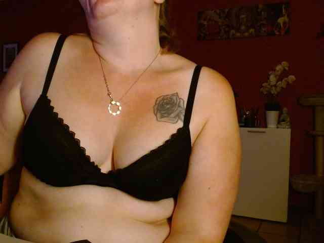 Modèle: Petitoiseaucoquine