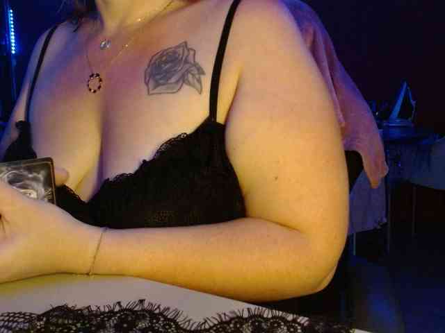 Petitoiseaucoquine webcam