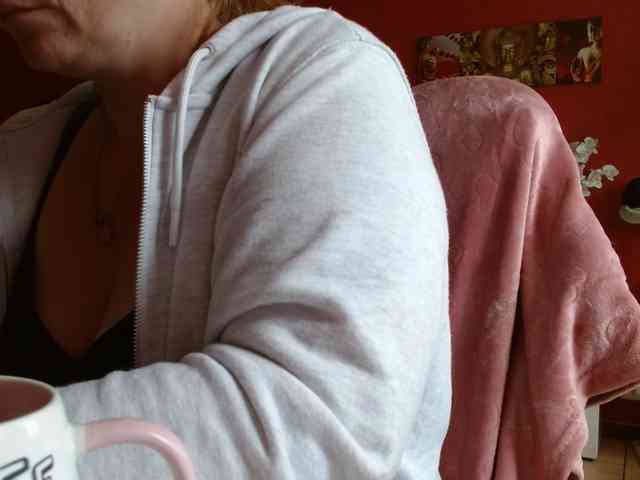 Petitoiseaucoquine webcam
