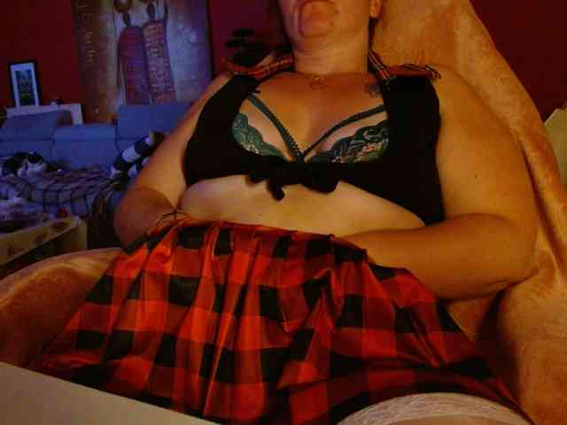 Petitoiseaucoquine webcam
