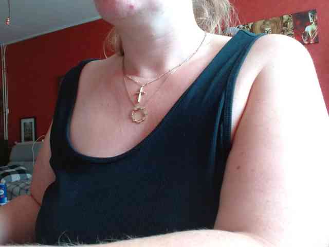 Petitoiseaucoquine webcam