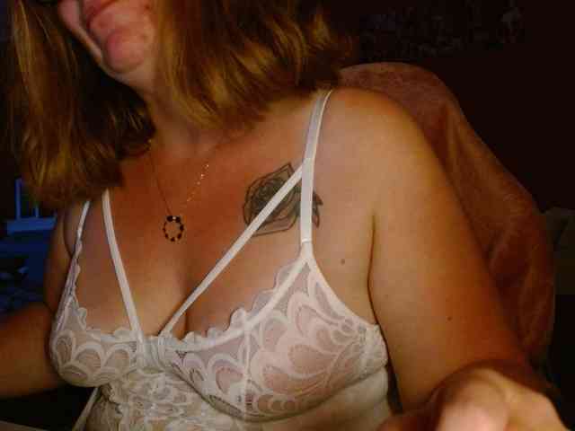 Petitoiseaucoquine webcam