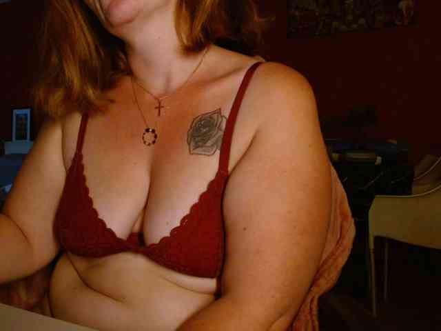 Petitoiseaucoquine webcam