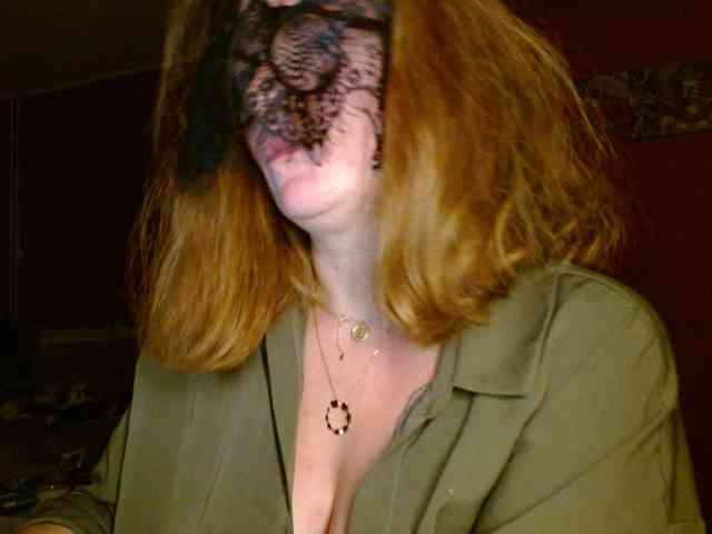 Petitoiseaucoquine webcam