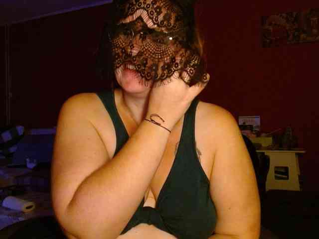 Petitoiseaucoquine webcam