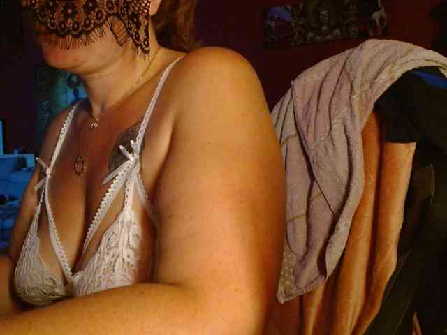 Modèle: Petitoiseaucoquine
