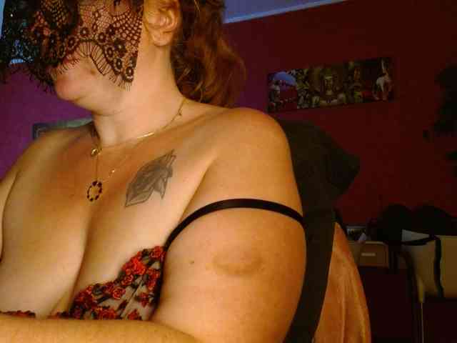 Petitoiseaucoquine webcam