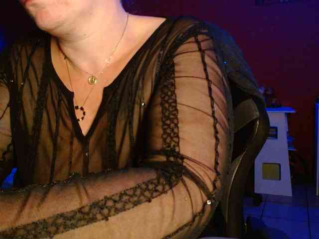 Petitoiseaucoquine webcam