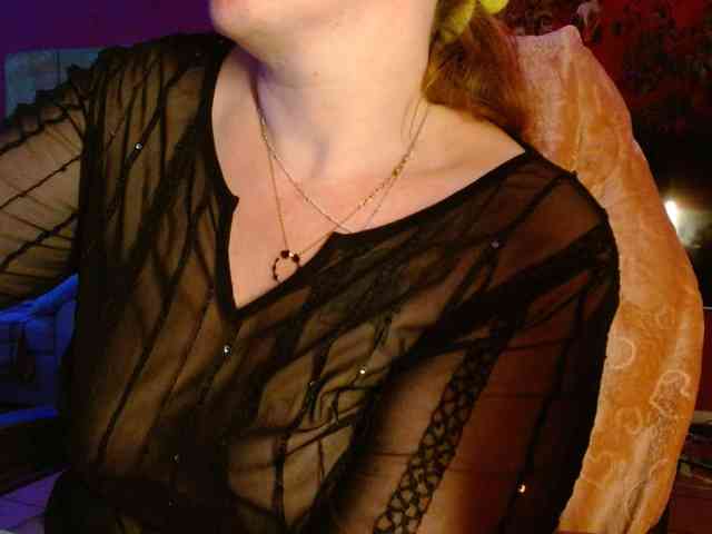 Petitoiseaucoquine webcam