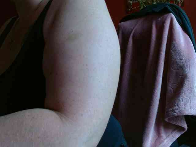 Petitoiseaucoquine webcam