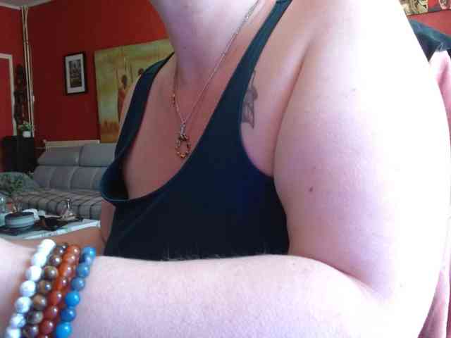 Petitoiseaucoquine webcam