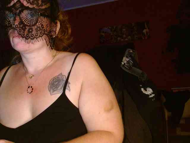 Petitoiseaucoquine webcam