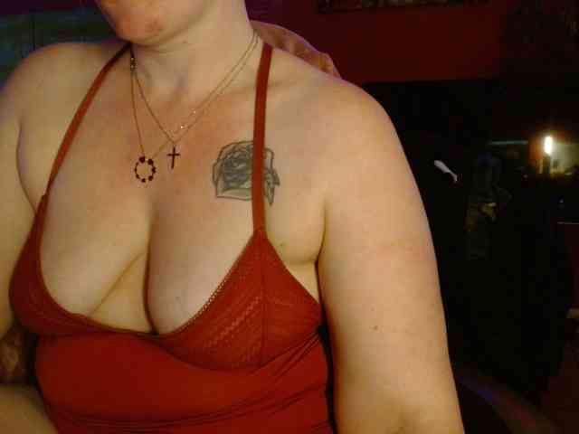 Petitoiseaucoquine webcam