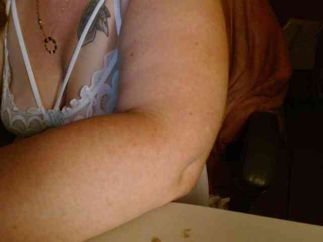 Petitoiseaucoquine webcam