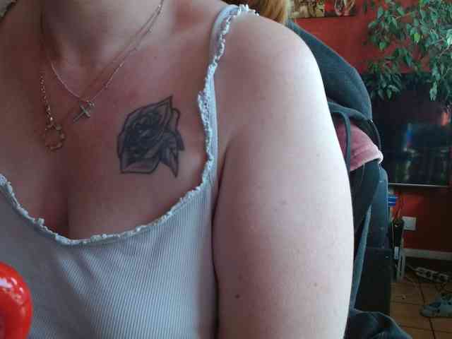 Petitoiseaucoquine webcam