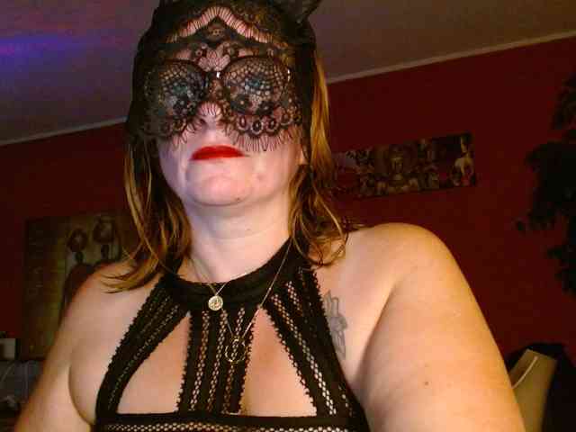 Petitoiseaucoquine webcam