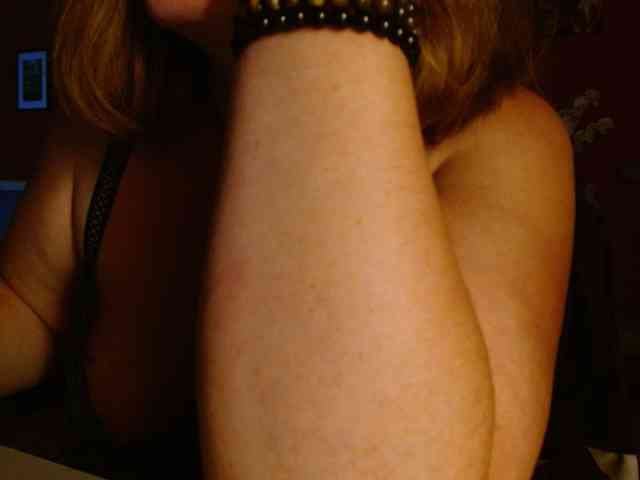 Petitoiseaucoquine webcam