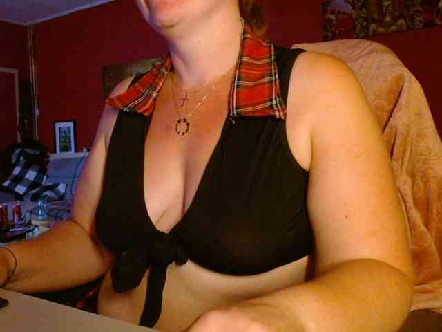 Petitoiseaucoquine webcam