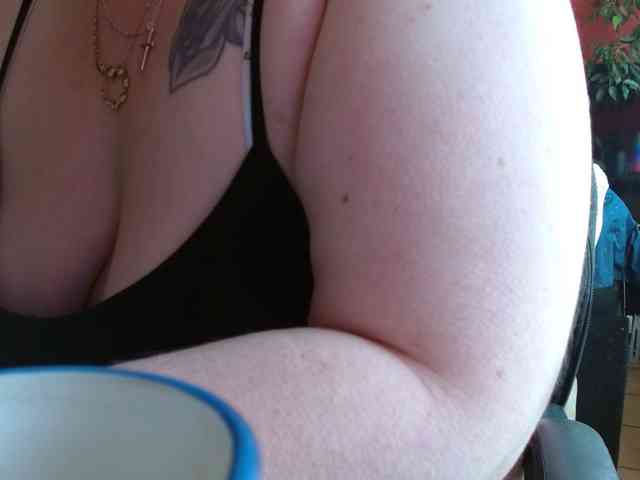 Petitoiseaucoquine webcam