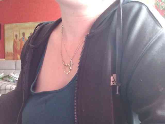 Petitoiseaucoquine webcam