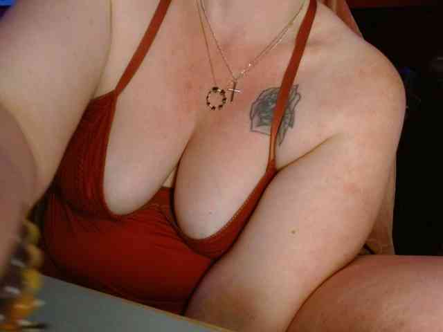 Petitoiseaucoquine webcam