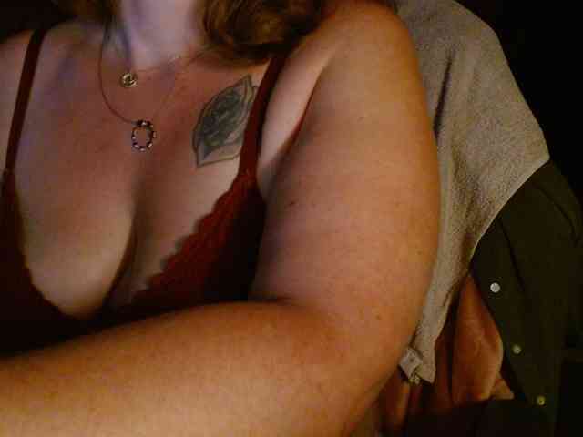 Petitoiseaucoquine webcam