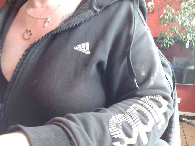 Petitoiseaucoquine webcam