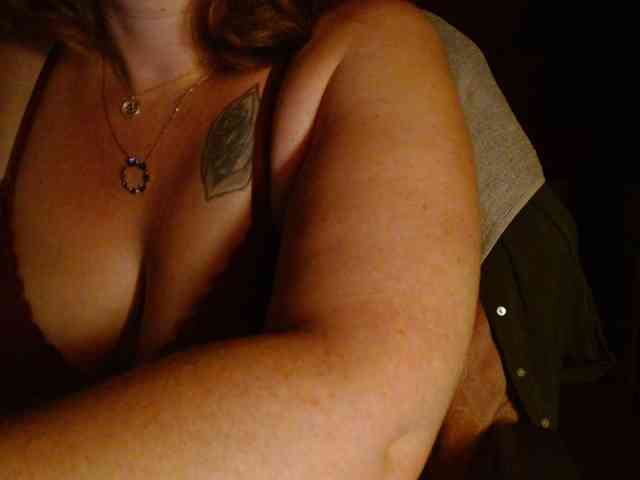 Petitoiseaucoquine webcam