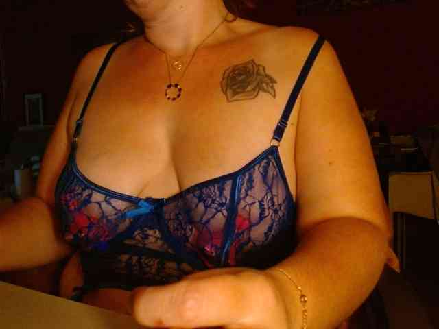 Petitoiseaucoquine webcam