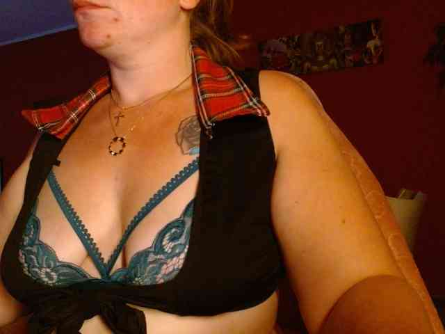 Petitoiseaucoquine webcam