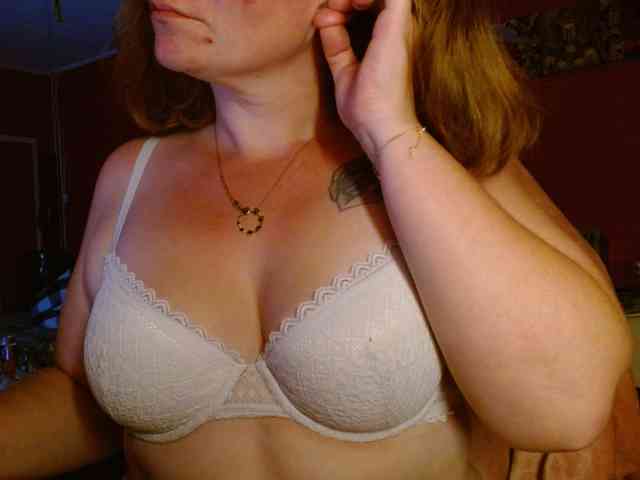 Petitoiseaucoquine webcam