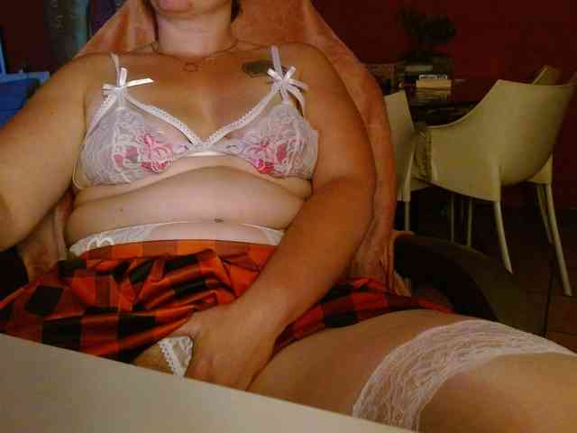 Petitoiseaucoquine webcam