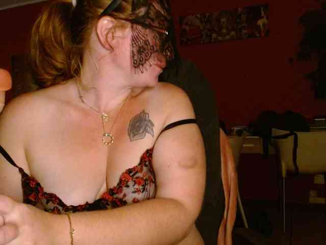 Petitoiseaucoquine webcam