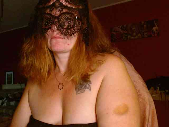 Petitoiseaucoquine webcam