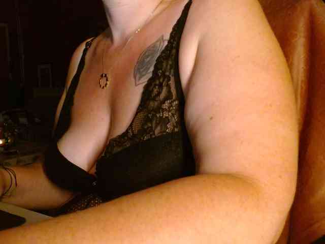 Petitoiseaucoquine webcam