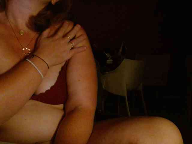 Petitoiseaucoquine webcam