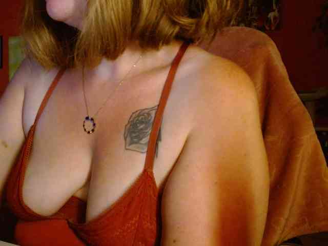 Petitoiseaucoquine webcam