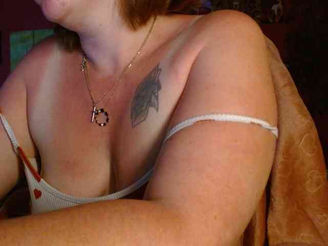 Petitoiseaucoquine webcam
