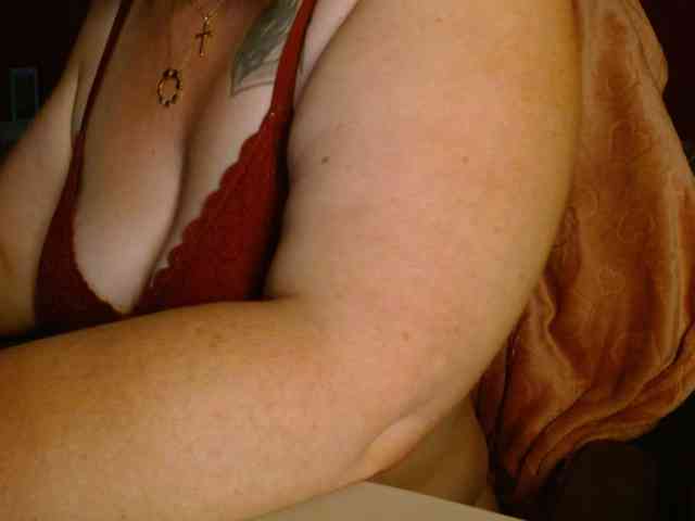 Petitoiseaucoquine webcam