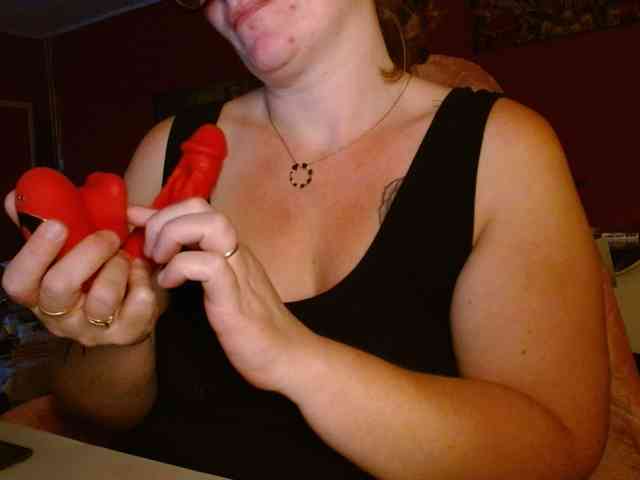 Petitoiseaucoquine webcam