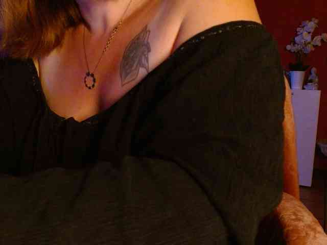 Petitoiseaucoquine webcam