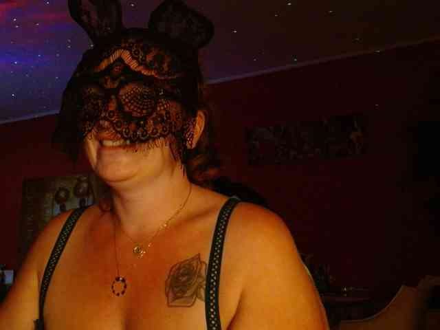 Petitoiseaucoquine webcam