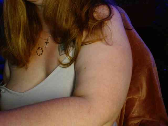 Petitoiseaucoquine webcam