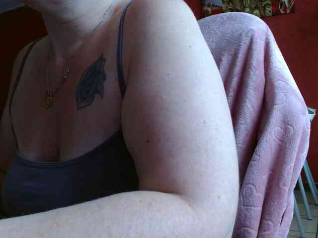 Petitoiseaucoquine webcam
