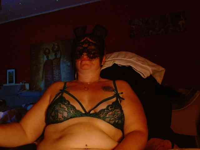 Petitoiseaucoquine webcam